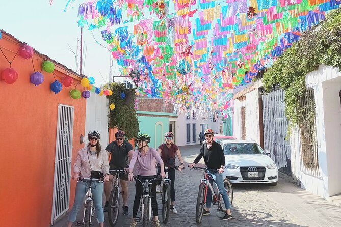 Bicycle Tour through Oaxaca learning about its Urban Art and History - A detailed look at what to expect during the tour