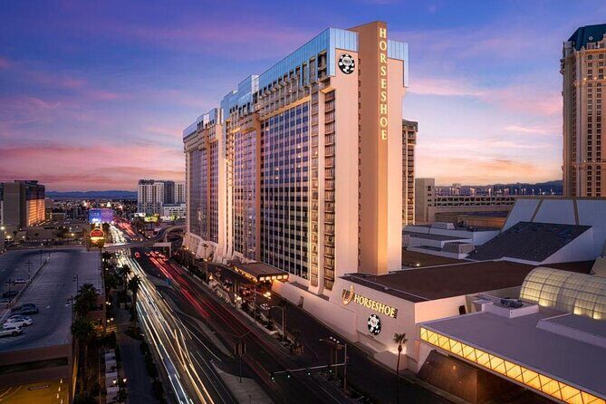 Big Bus Las Vegas: Hop-On Hop-Off Sightseeing Bus Tour - Key Points
