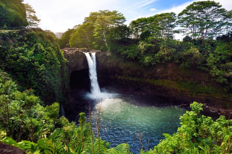 Big Island: Hawaii Volcanoes National Park and Hilo Tour - The Experience of a Lifetime?