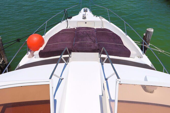 Big Yacht 48ft Rental up to 15 Pax snorkel - FAQ