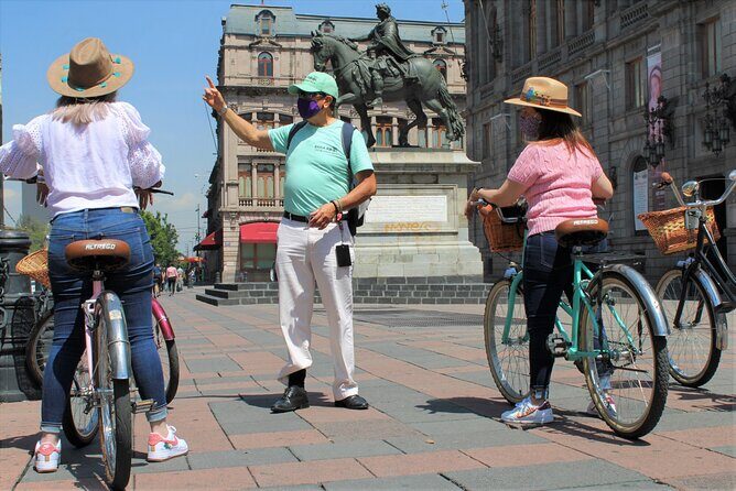 Bike adventure through the Historic Center of Mexico City - The Sum Up