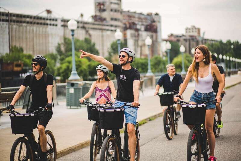 Bike/E-bike Tour Downtown, Old Montreal, Waterfront by Fitz - What We Loved and What to Watch For