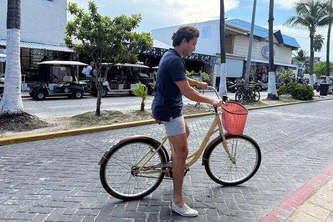 Bike Rental in Isla Mujeres - Discover Isla Mujeres with a Self-Guided Bike Rental