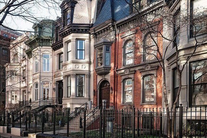 Bike Tour of Chicago's Lakefront Neighborhoods - Who Will Love This Tour?