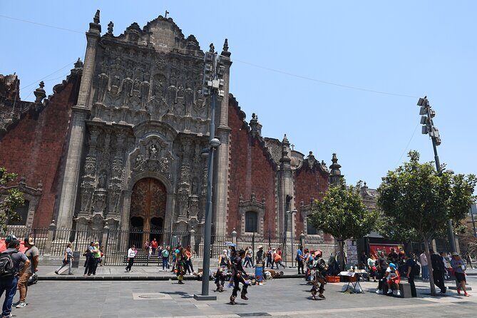 Bike Tour through Chapultepec, Reforma and the Zócalo / Mexico - An In-Depth Look at the Itinerary and Experience