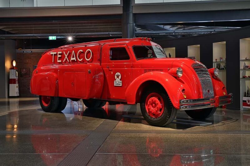 Bill Richardson Transport World Guided Tour - A Closer Look at the Tour