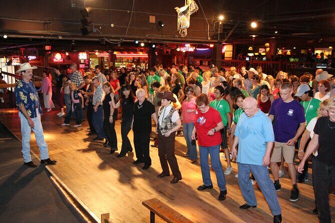 Billy Bob's Texas Honky Tonk Dinner and Photo Package - What is Billy Bob’s Texas?