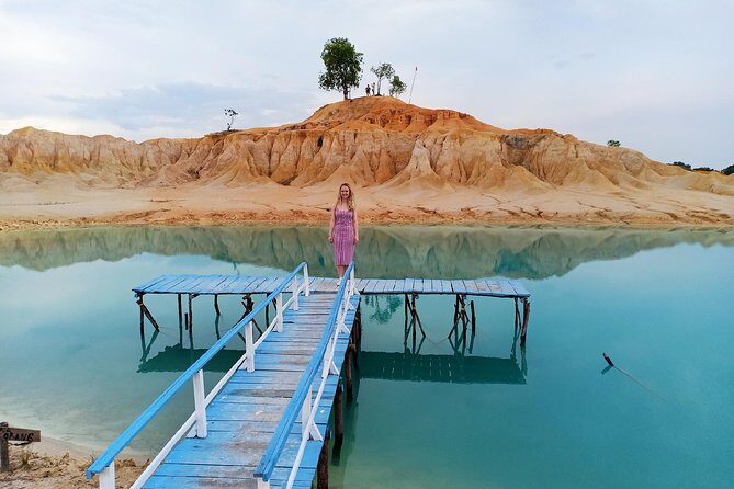 Bintan Sand Dunes and Blue Lakes Half-Day Tour with Lunch - The Price and Its Value