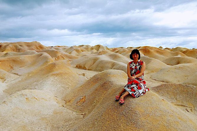 Bintan Sand Dunes and Blue Lakes Half-Day Tour with Lunch - Who Should Book This Tour?
