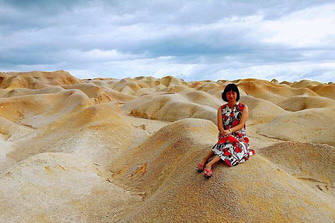 Bintan Sand Dunes & Blue Lakes Tour with Lunch - The Bintan Sand Dunes: A Quirky Photo Favorite