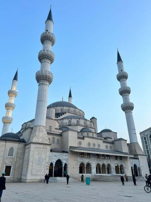 Bishkek: Private City Tour with Local Guide & Snacks - Is This Tour Worth the Price?