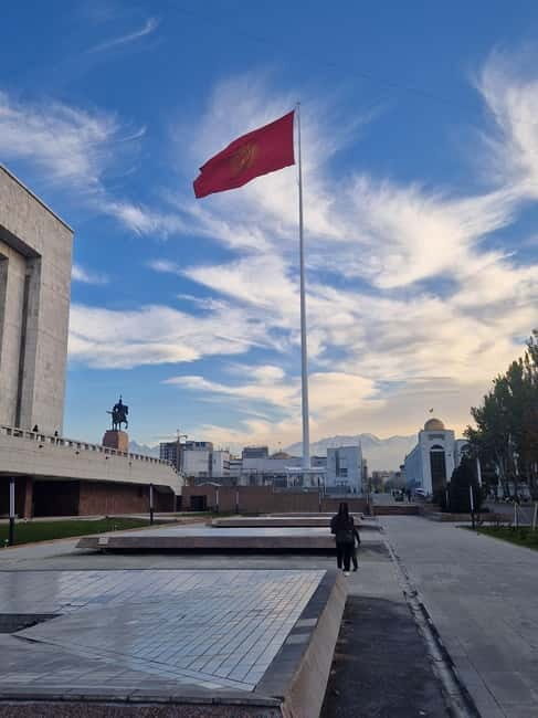 Bishkek: Soviet-Era City Tour - Deep Dive into Each Stop