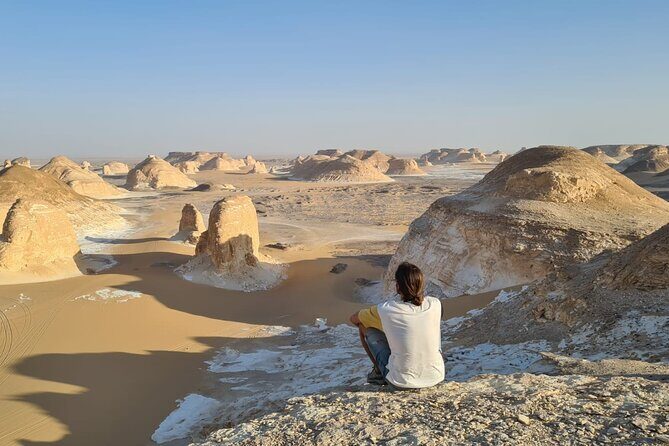 Black and White Desert and Bahariya Oasis Tour 2 Days 1 Night - FAQs
