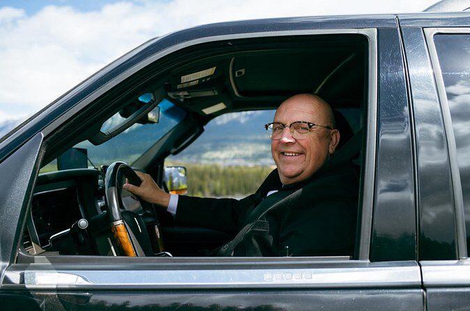 Black Car Airport Transfers in Bow Valley - FAQ