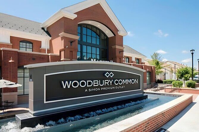 Black SUV - 7hs Staying Woodbury Outlets - Up to 6pax - Free Tax - Who Will Love This Experience?