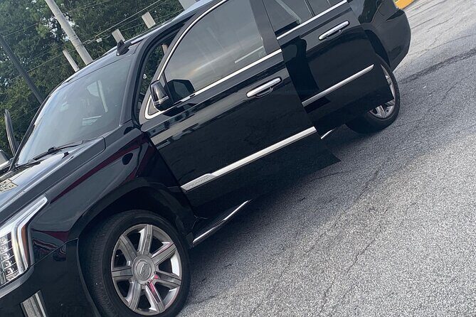 Black SUV Hourly Service & Luxury Airport Transfers - An In-Depth Look at the Experience