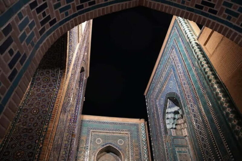 Blue domes of Samarkand and handmade arts: 2 days tour - Key Points