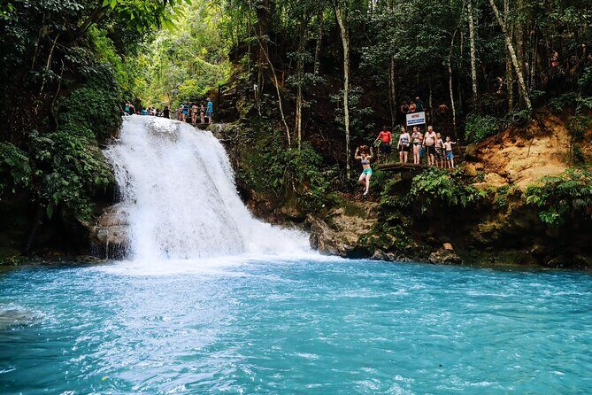 Blue Hole Adventure Tours - Introduction