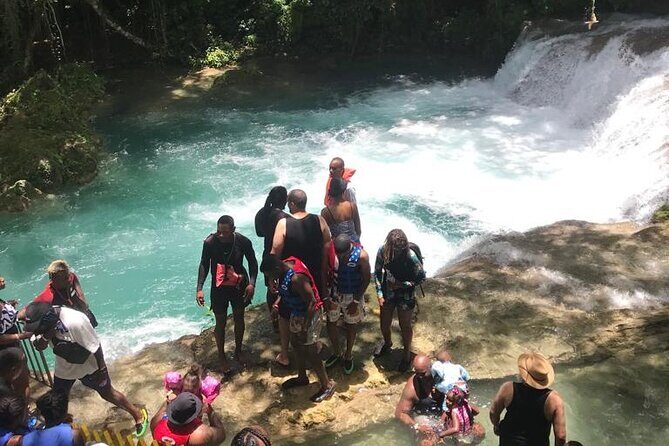 Blue Hole and Dunn's River Adventurous and hiking waterfalls from Ocho Rios - FAQ