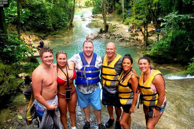 Blue Hole and Dunn's River Falls Ocho rios - Key Points