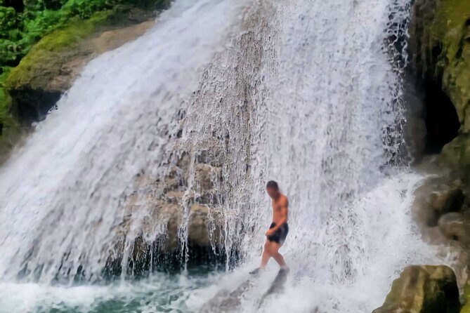 Blue Hole and Dunn's River Falls Ocho rios - FAQ