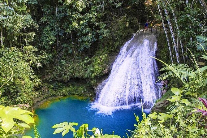 Blue Hole and Horse back riding - The Sum Up