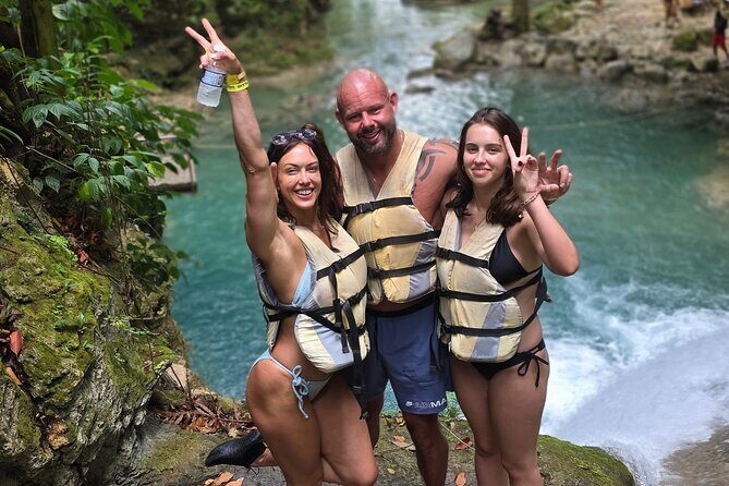 Blue Hole and Horse Riding with Swim Ocho Rios - FAQ