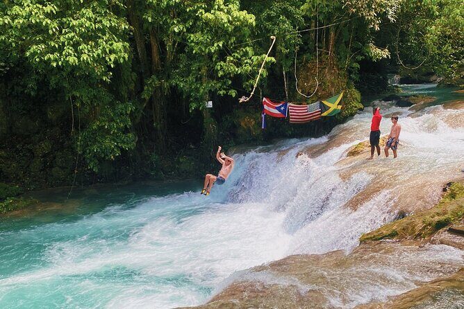 Blue Hole and Sightseeing Tour from Ocho Rios - Key Points
