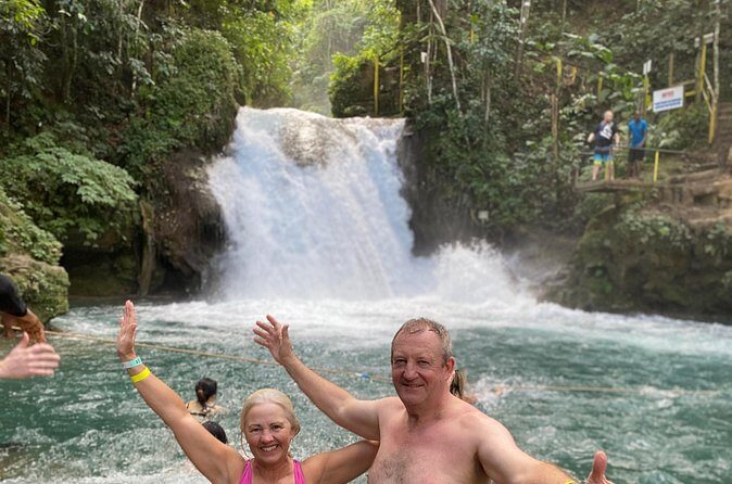 Blue Hole and Souvenir Shopping Ocho Rios (Transportation Only) - Who Will Love This Tour?