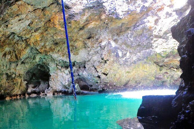 Blue Hole Mineral Spring and Rick's Cafe - A Closer Look at the Tour Itinerary