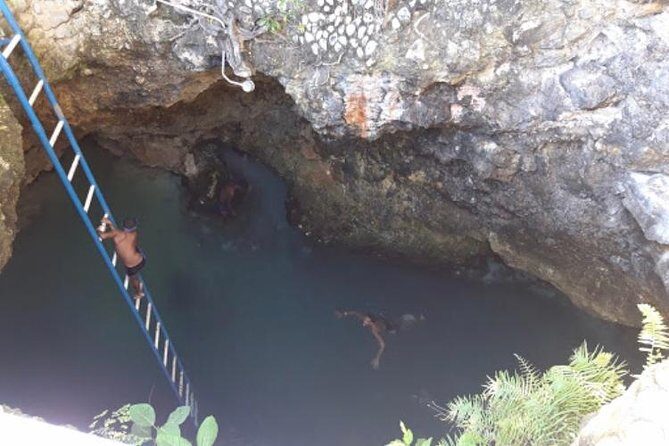 Blue Hole Mineral Spring and Ricks Cafe Private Tour - Authentic Experiences and Authentic Feedback