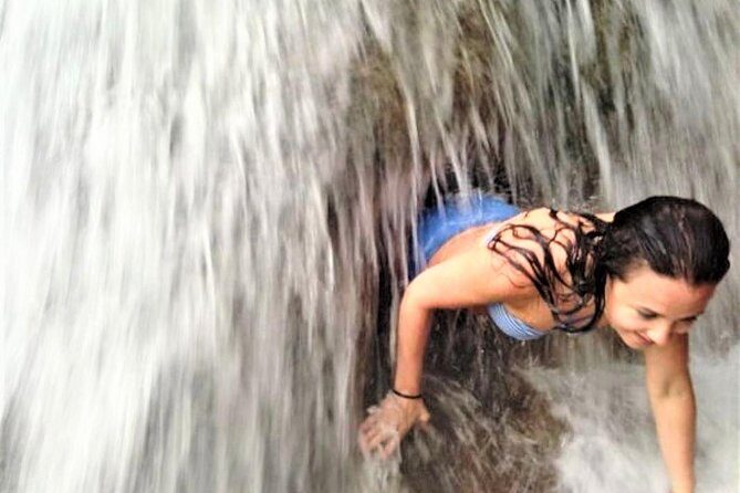 Blue Hole & Secret Falls Day Trip plus Shopping from Runaway Bay - What to Expect on the Day