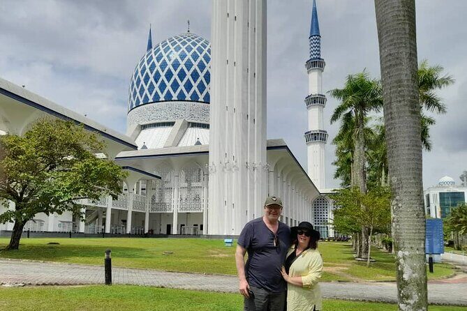 Blue Mosque And Batu Caves Private Tour from Kuala Lumpur - The Sum Up
