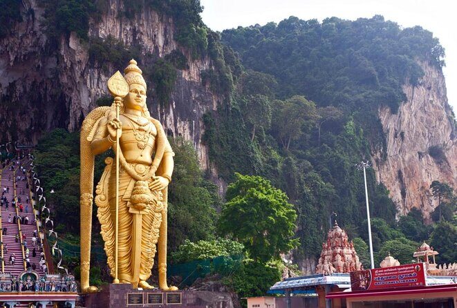 Blue Mosque And Batu Caves Tour - Discover Kuala Lumpur’s Iconic Sights: Blue Mosque and Batu Caves Tour Review
