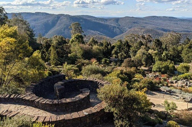 Blue Mountains Day Tour from Three Sisters to Tomah Gardens - What Travelers Are Saying (Based on Reviews)