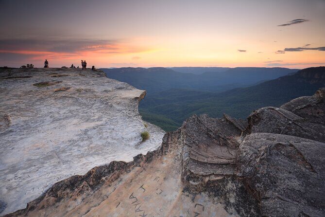 Blue Mountains Day Tour with Scenic World and Wildlife Park Entry - How the Reviews Reflect the Experience
