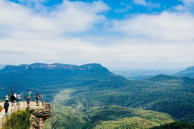 Blue Mountains Luxury Tour Experience - Transportation and Group Size