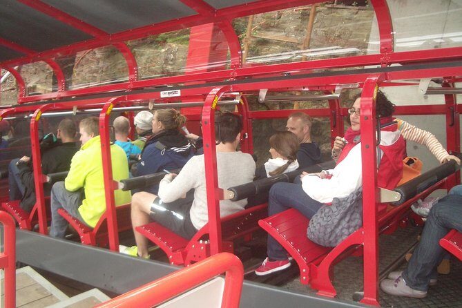 Blue Mountains Tour PRIVATE with Wildlife Park and River Cruise - FAQs