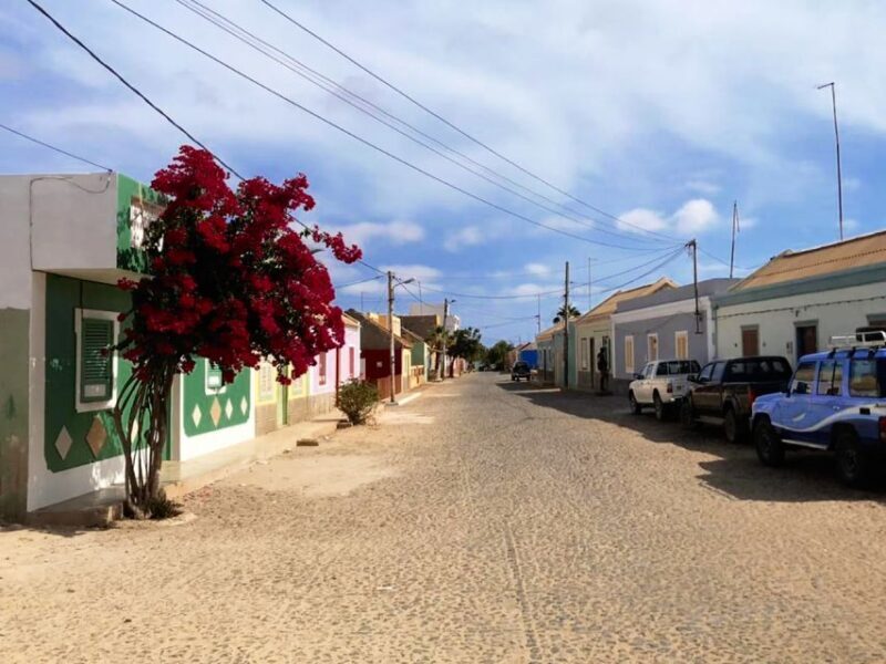 Boa Vista Island: Guided Santa Monica Beach & Caves Tour - Key Points