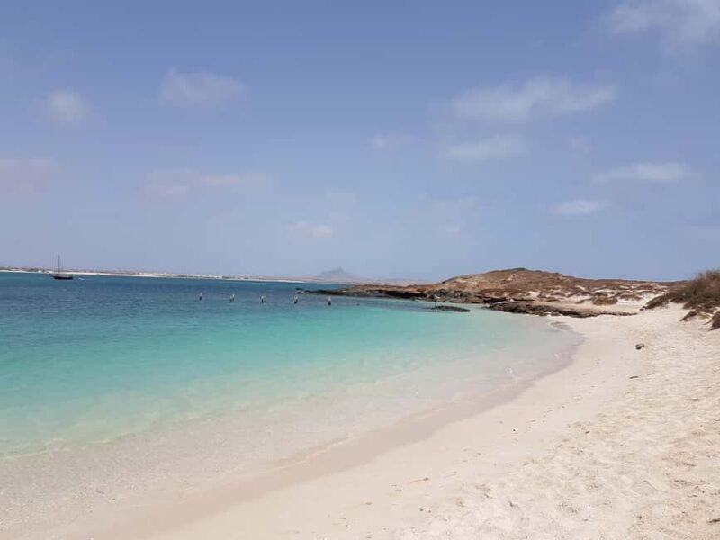 Boa Vista: Motoryacht Trip with Fishing, Snorkel, Beach BBQ - An In-Depth Look at the Boa Vista Yacht Trip