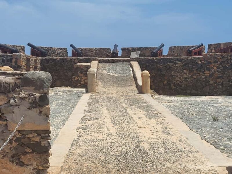 Boa Vista: Motoryacht Trip with Fishing, Snorkel, Beach BBQ - Who Would Enjoy This Trip?