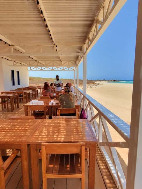 Boa Vista: Origens Santa Mónica Lunch and Beach Experience - Key Points