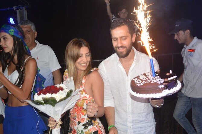 Boat Party With Dinner, Show and Belly dancer In Sharm el Sheikh - Key Points