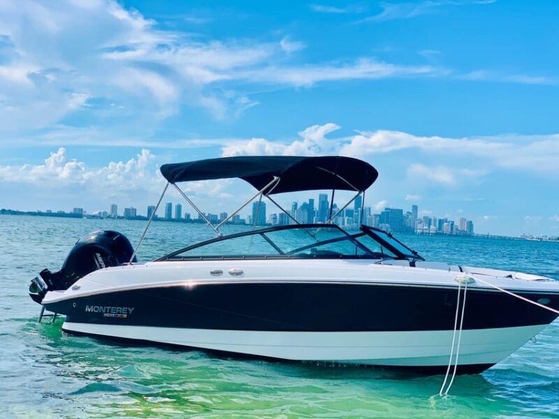 Boat Rental with Captain in Miami Beach - up to 6 people - Key Points