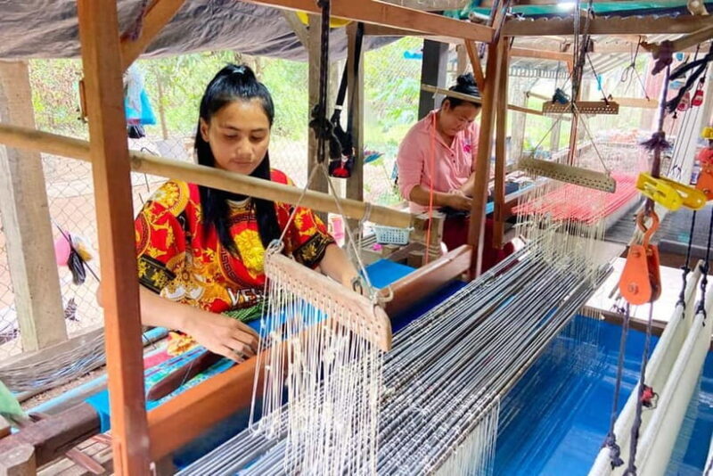 Boat trip to silk island with English speaking guide - Introduction