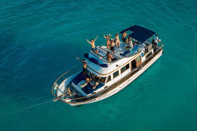 Boating Experience in Cancun Bay. All inclusive. - An Overview of the Cancun Bay Boating Tour