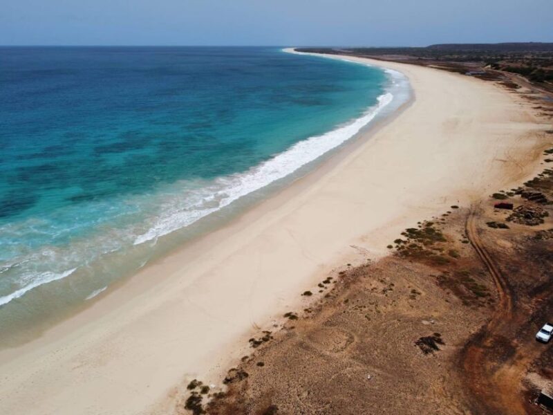 Boavista: 4x4 Island Tour, Santa Monica, Dune, Caves & Lunch - Key Points