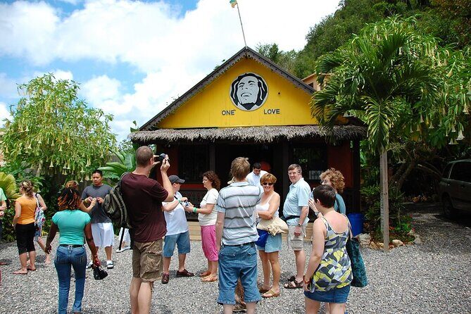 Bob Marley Nine Miles, sightseeing and local food and fruit stop - The Sum Up