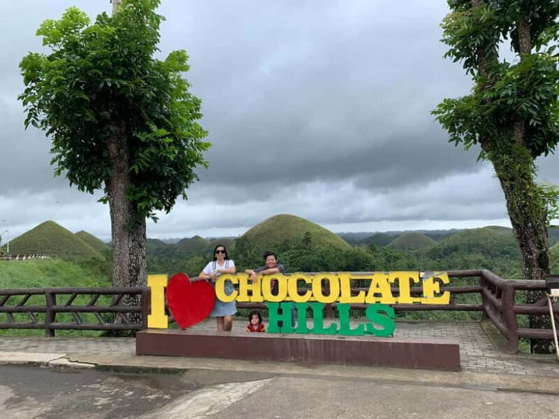 Bohol: Chocolate Hills, Tarsier, and Loboc River Tour - Key Points