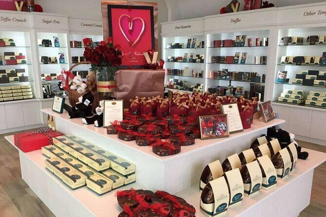 BOI Luxury Indulgence Waterfalls Heritage Wine and Chocolate - Who Should Consider This Tour?